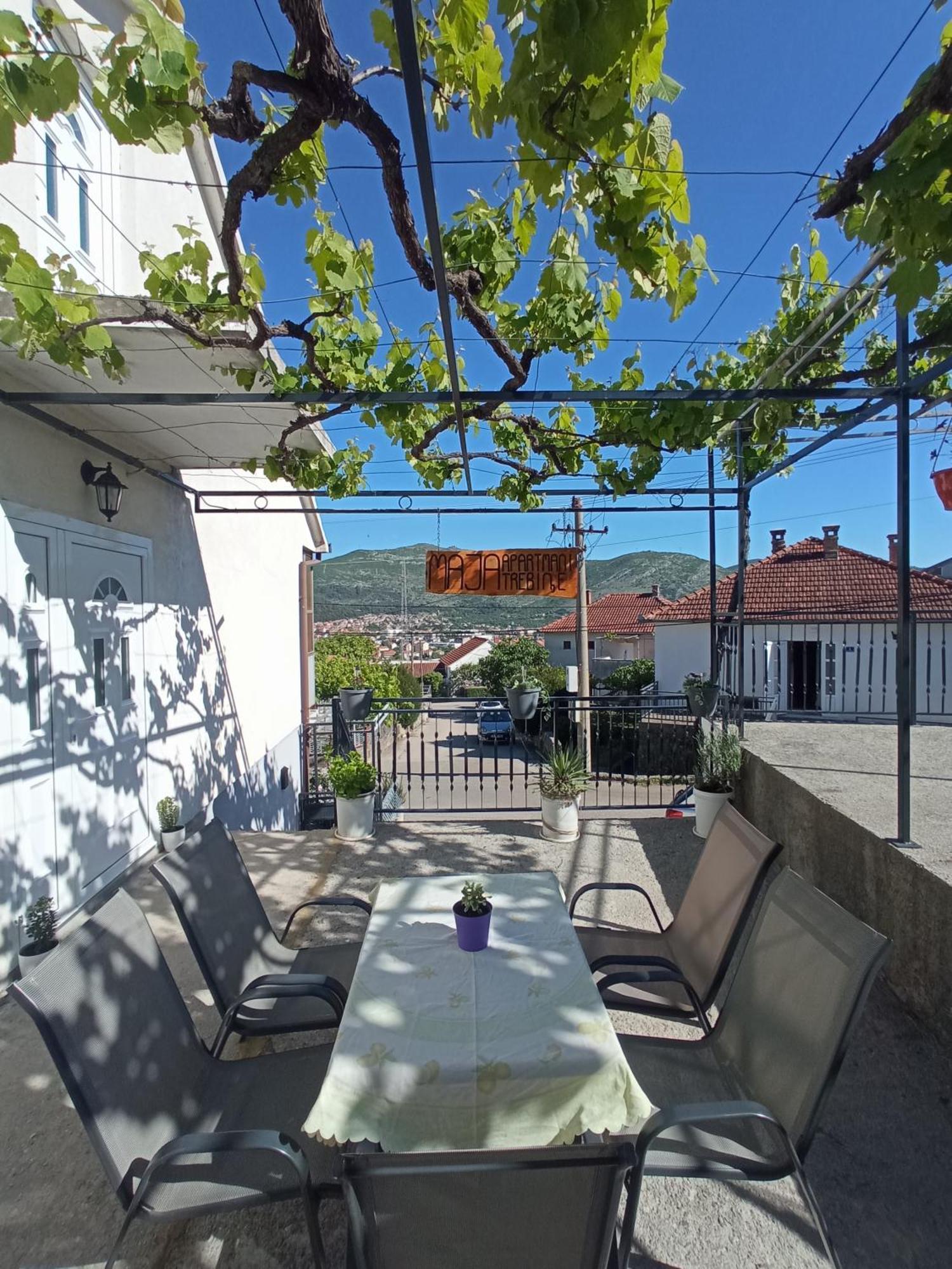 Apartman Maja Trebin Dış mekan fotoğraf